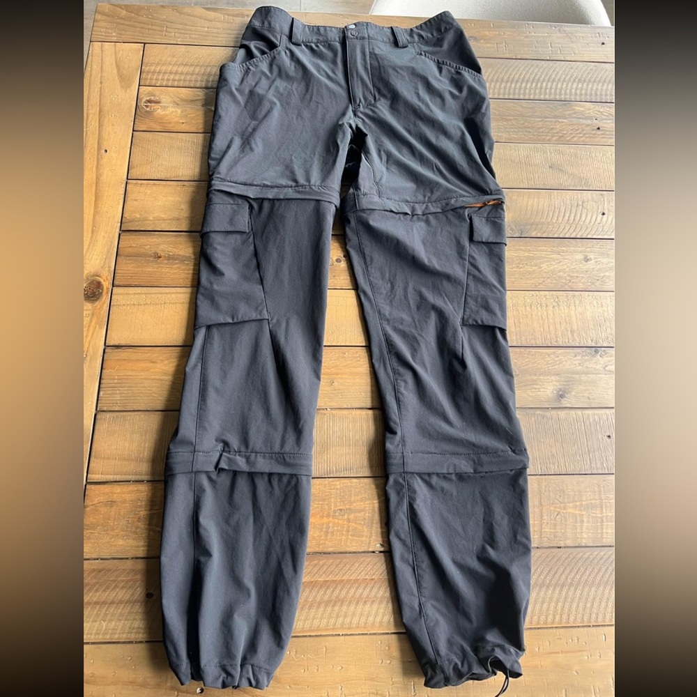 Versatile Black Cargo Zip-Off Pants Size 6